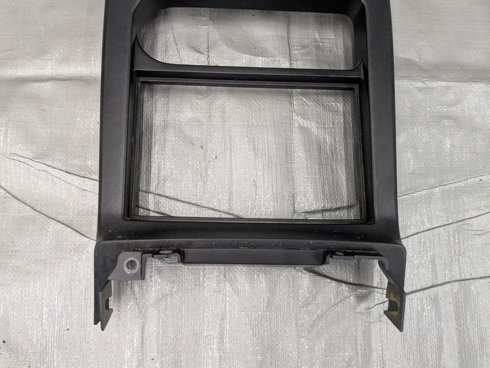 94-97 Mazda Miata OEM NA Tombstone HVAC Surround 1994-1996 97NASU - Image 3 of 4