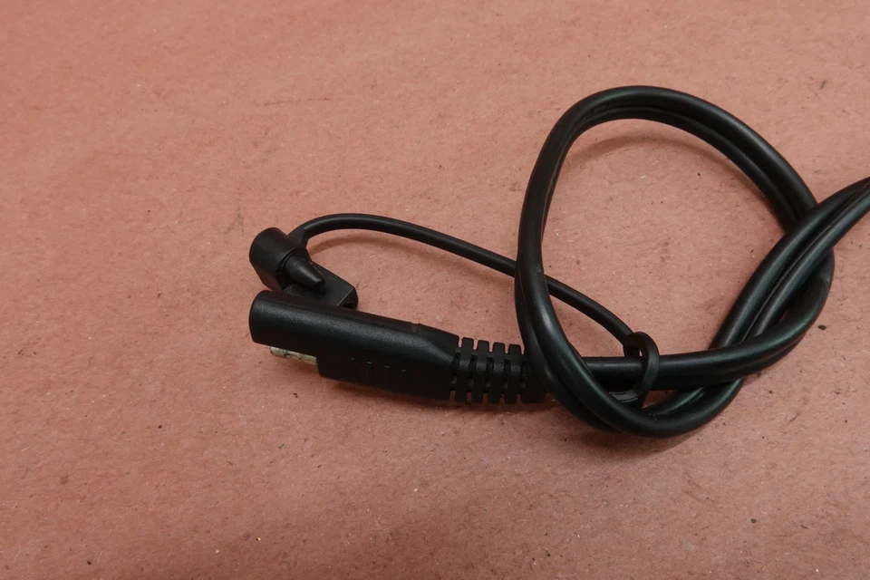 Arnés de carga de batería Yamaha XVS950 V STAR 950 2014-2021 Foto 2 de 4