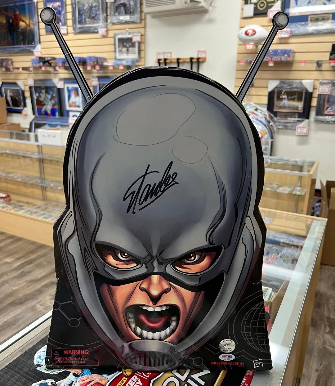 PSA/DNA Authentic Stan Lee Autograph Marvel Legends Giant Ant Man Figure - RARE