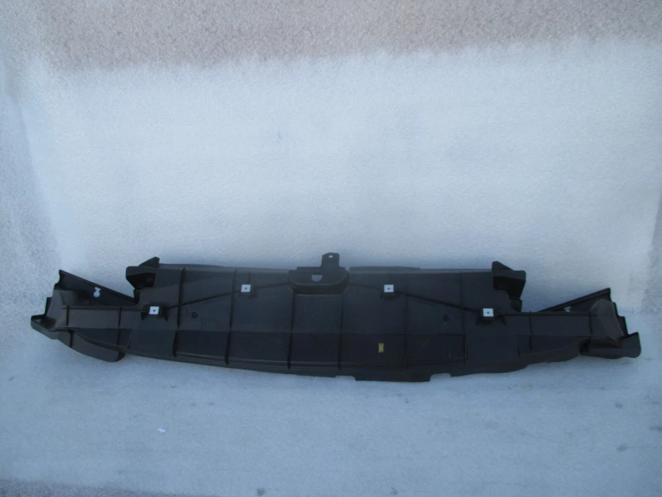 Lexus NX NX200T 2017 carrocería delantera inferior guía aérea 2015 2016 OEM Foto 4 de 4