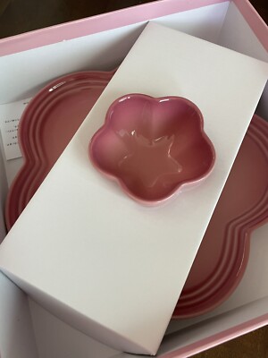 Le Creuset Large Flower Plate And Mini Bowl Set Dark Pink Brand New