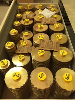 32 PITCH SOLID BRASS SPUR GEARS DIY GEARS BOSTON MA. MAKER, ROBOT, REDUCER BOX !