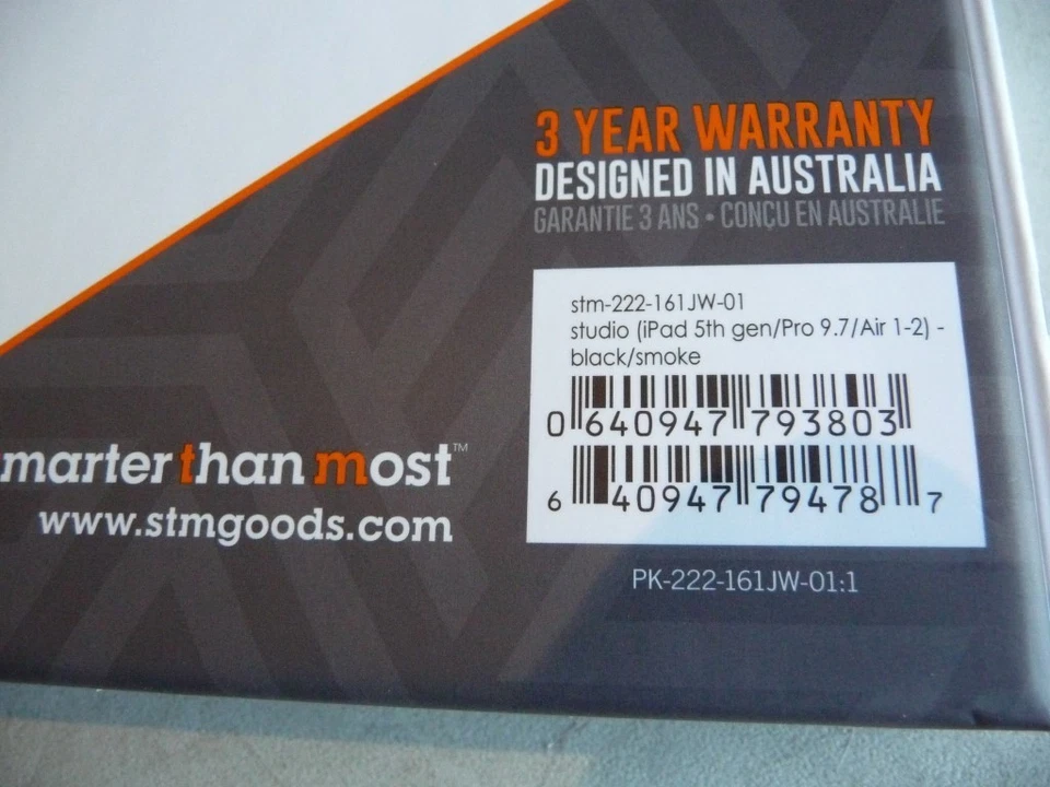 AU SELLER ORIG Stm Studio (ipad 2017/9.7"/air 1-2) -Black/smoke Stm-222-161JW-01 - Image 2 of 4