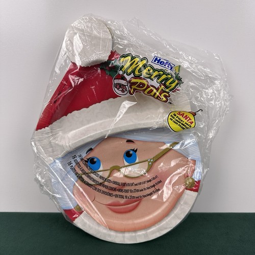 Hefty Merry Pals Mrs Claus 16 Coated Paper Plates NOS NIP 2004 Assorted (Open box)