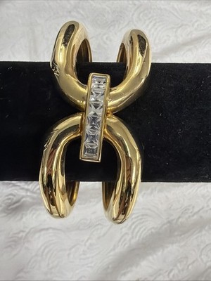 Vintage Gold Plated Row of Square-Cut Crystals Hinged Double Loop 7  Bracelet