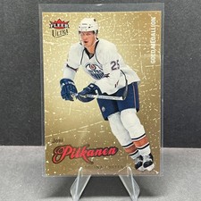 2008-09 Ultra #26 Joni Pitkanen Gold Medallion