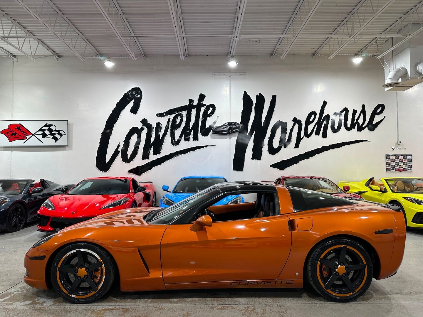 2008 [83U] Atomic Orange Metallic Chevrolet Corvette   | C6 Corvette Photo 2