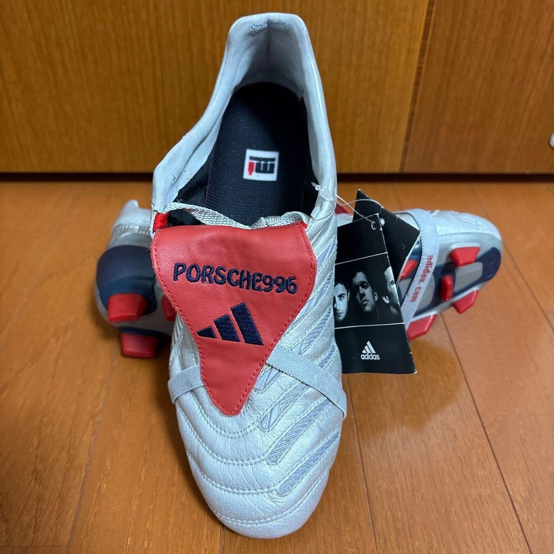 Adidas 7.0US with tag  soccer cleats Predator Pulse 2004