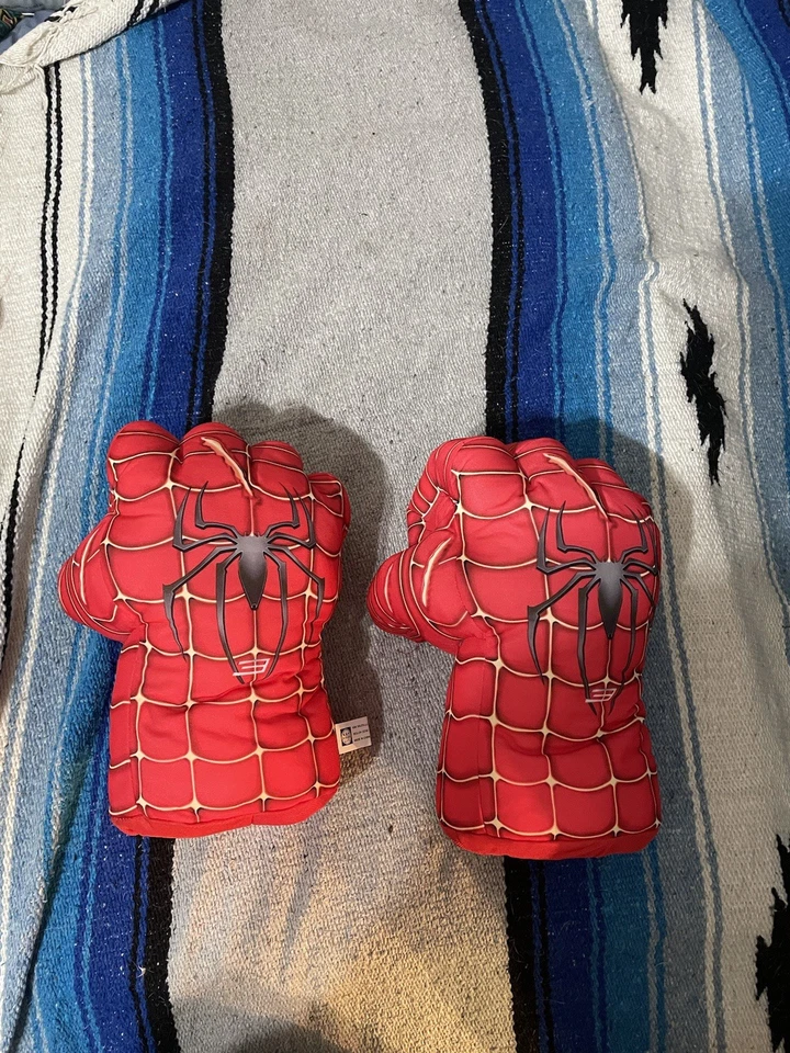 Nuevo Spider-man 3 Smash Punching Guantes de Boxeo Juguete de Peluche Juegos con disfraces Foto 2 de 4