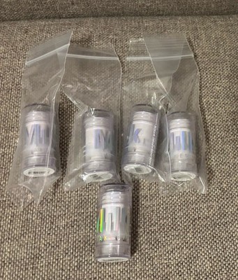 5x Milk Makeup | Mini Holographic Stick Highlighter Stick | Supernova - 7,1g