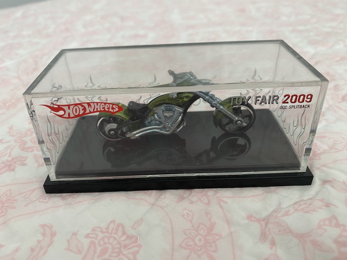 ミニカー Hot Wheels OGC Splitback 2008 Amazon.com: Hot Wheels 2008-196 New Models Dragtor 6/40