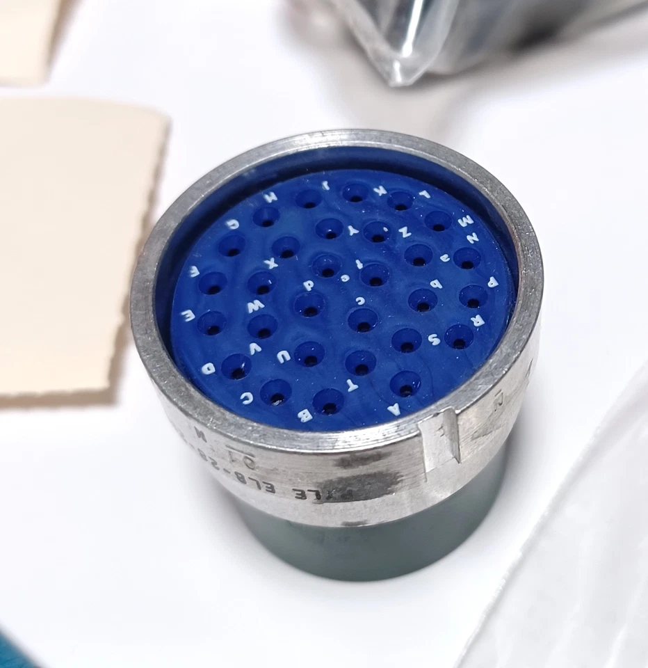 Pyle National ELB-1728-329SL 29-Pin ELB-28-29SN Connector w/ Pins & More - New - Image 4 of 4