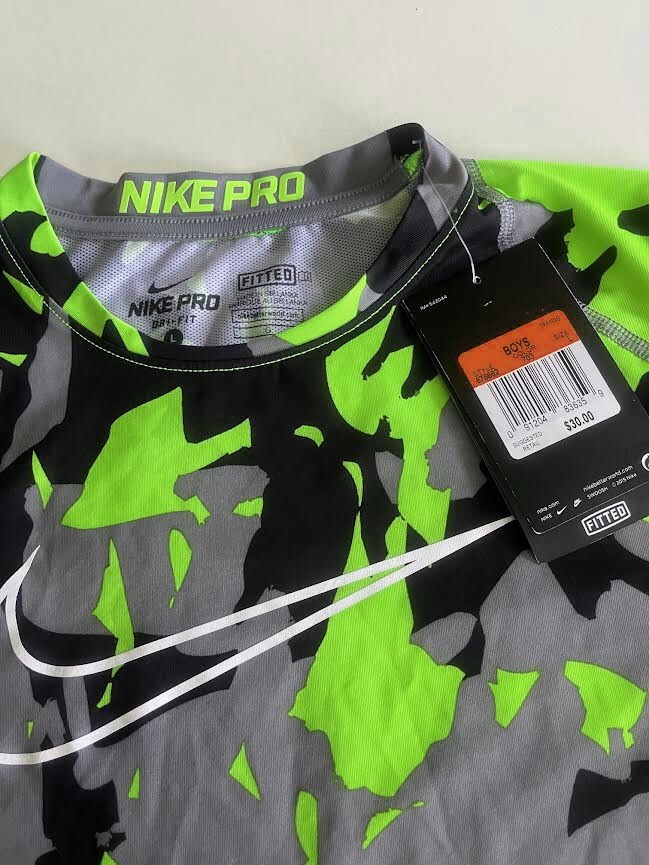Nike pro chaos compretion camo boy's shirt green NWT