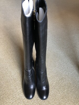 Preowned Bally,Authentic, Ladies Deer Skin boots,Size36,Col.Black.Made in Italy.