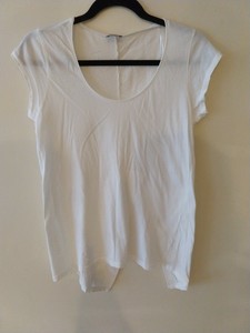 white tee zara