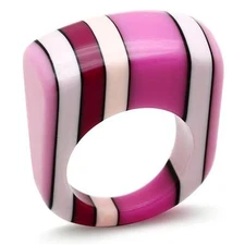 Cocktail Rainbow Ring Size 6 Lucite Acrylic Plastic ring.  FREE USA SHIPPING!