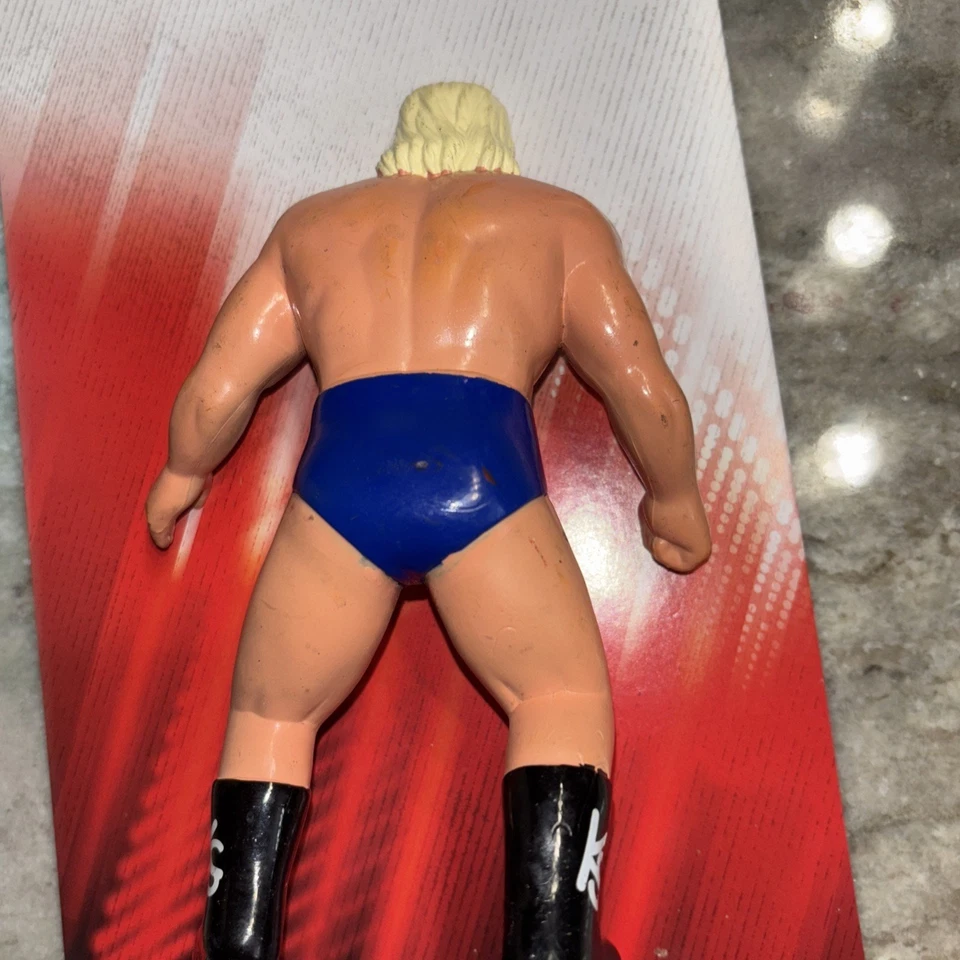 Figura retro sellada 1994 WCW KEVIN SULLIVAN WCW, The Original Toymakers Wwe Foto 3 de 4