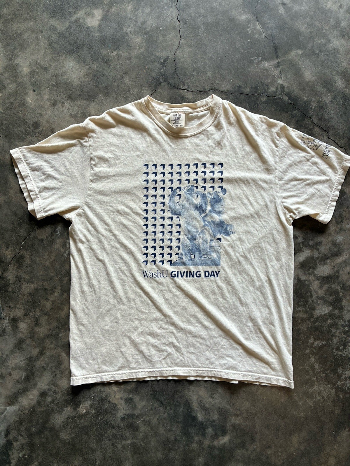 Comfort Colors Heavyweight Garment Dyed WashU Bear Graphic T-Shirt XL Beige
