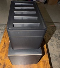 Omnicharge Power Station 5-Bay Charging Dock  5x Omni 20 Power Banks