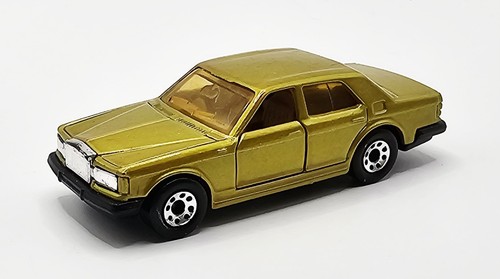 Vintage 1986 Matchbox No. 66 Gold Rolls-Royce Silver Spirit with Amber Windows - Picture 1 of 9