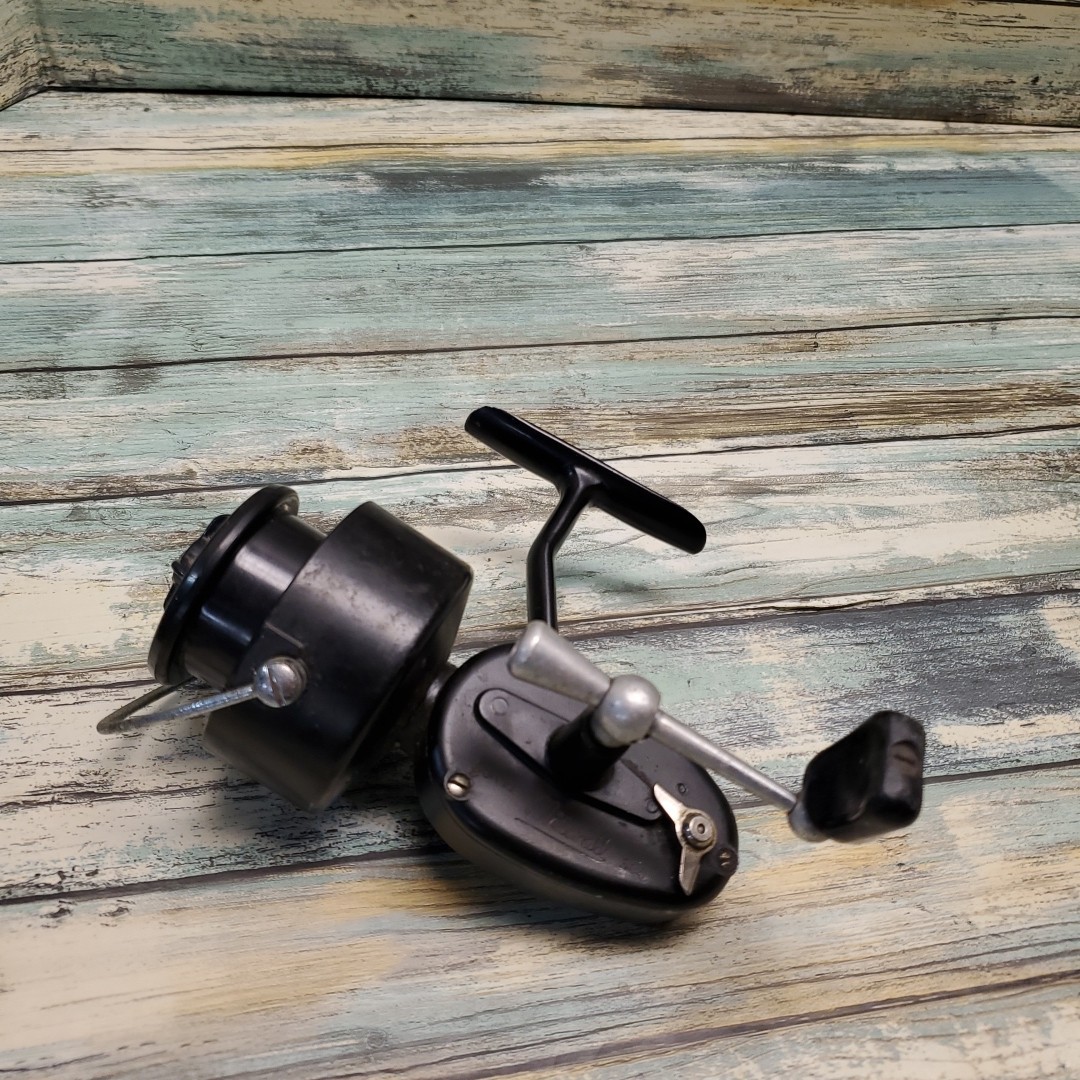 Vintage Garcia Mitchell 300 Spinning Reel for Parts or Repai