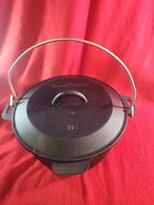 Camp Chef #10 Camp Oven CC10 With Handle.