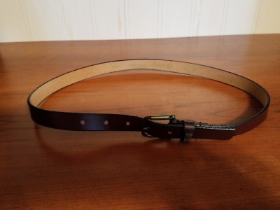 etienne aigner belt