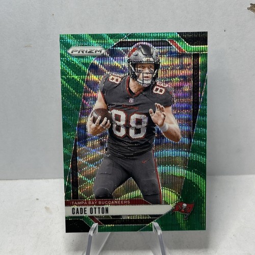 2024 Panini Prizm Football Cade Otton Green Wave Prizm #271 - Buccaneers