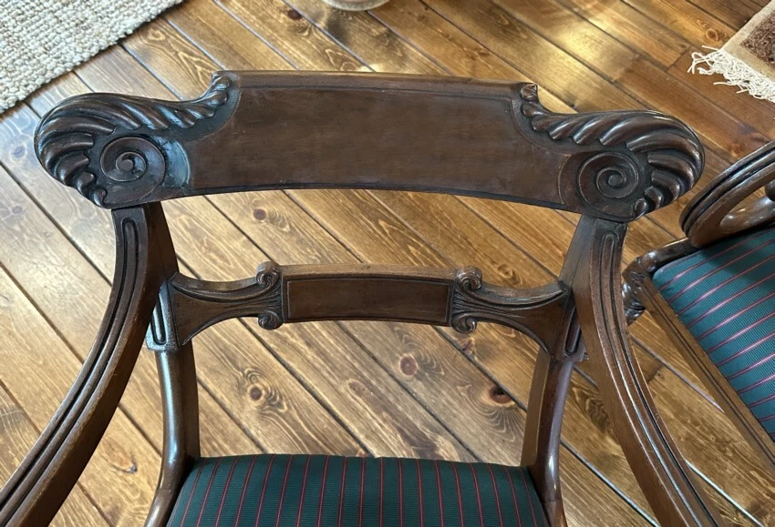 Совпадающая пара кресел из орехового дерева English Regency c 1825 прочные и удобные - Изображение 2 из 4