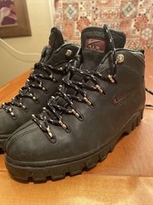 Vtg Nike Air Acg 989406 Black Leather Mountain Trail Hiking Boots Womens Size 7