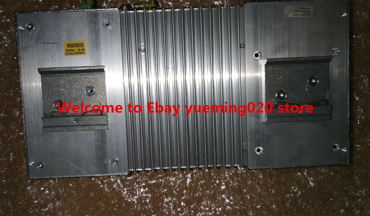 PC Industriel Siemens SIMATIC MICROBOX IPC427C - Réf. 6ES7675-1DK40-0AA0 - Occasion Fonctionnel