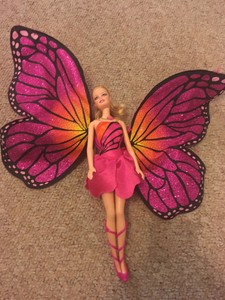 barbie mariposa bambola