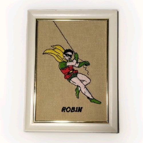 Vintage 1966 Batman & Robin Needlecraft DC Comics Nat'l Pubs Periodical *RARE* - Picture 6 of 14