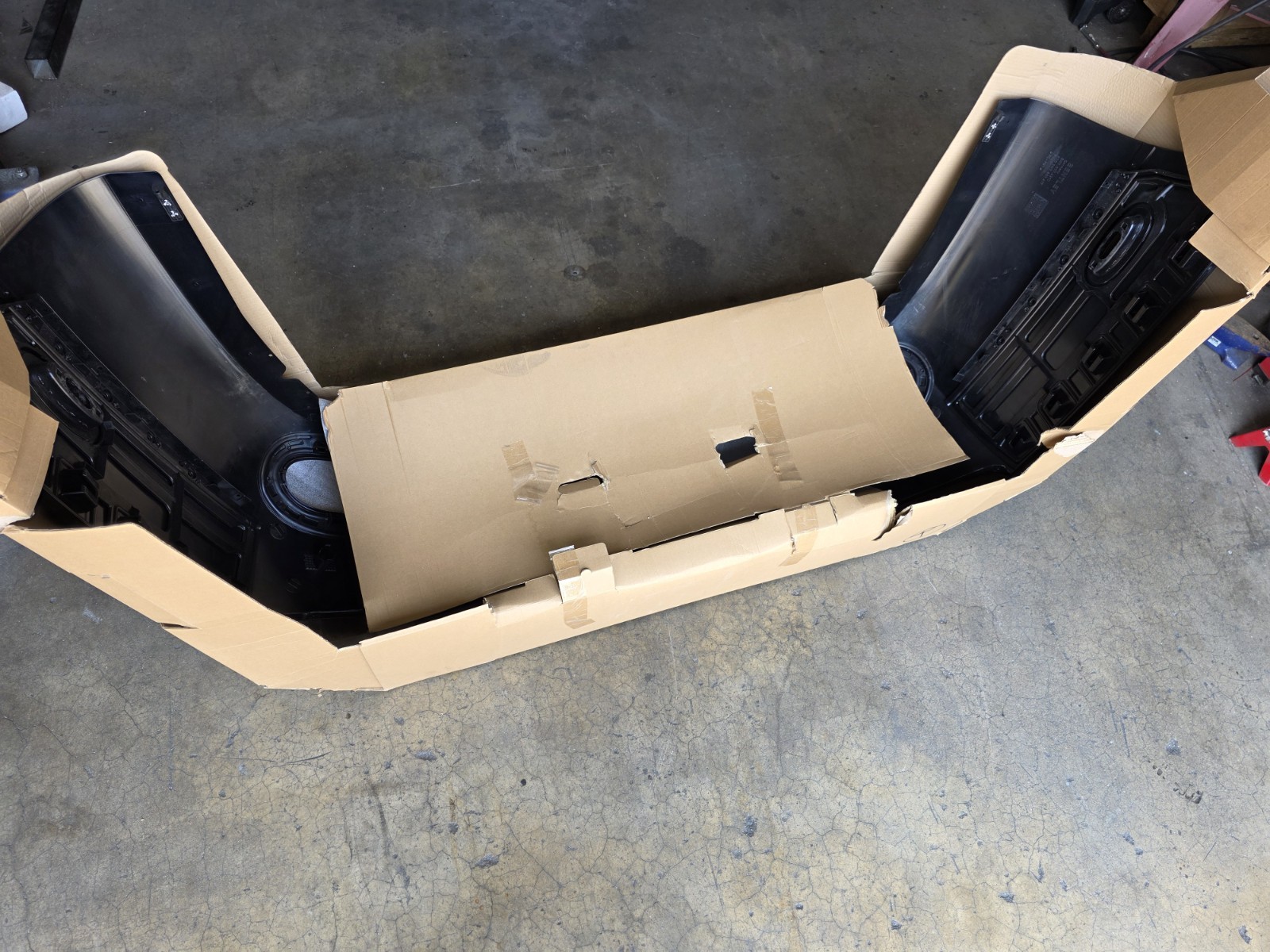 BENTLEY FLYING SPUR REAR BUMPER OEM 3W5807421D 3W5807417AK
