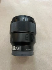 Sony FE 85mm f1.8 Lens E-Mount SEL85F18 NICE!