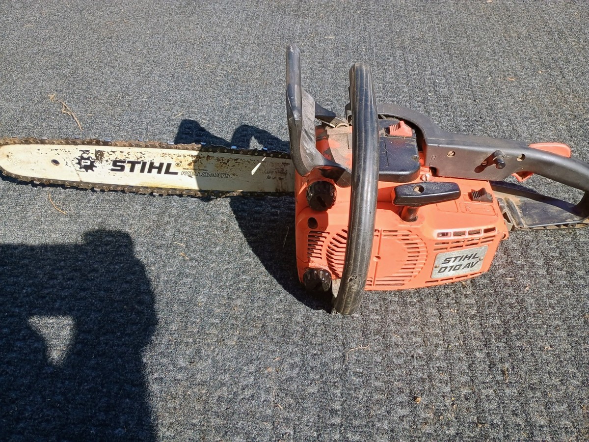 OEM Stihl 010AV Chainsaw With Bar and Chain Parts or Repair 010 AV