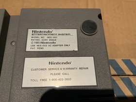 Original Nintendo System NES-001, w/ Cords, 1x Controller, Zapper, Game