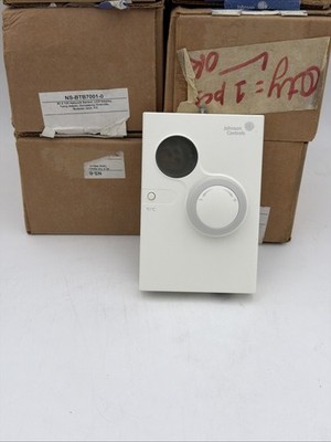 JOHNSON CONTROLS NS-BTB7001-0 NETWORK SENSOR 80x120 LCD DISPLAY TEMP ADJUST F/C