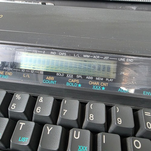Macchina da scrivere elettrica/elettronica vintage Sharp PA-3030 anni 90 testata - funzionante. - Foto 13 di 19