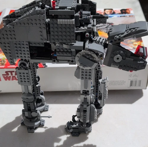 LEGO STAR WARS FIRST ORDER HEAVY ASSAULT WALKER 75189 INCOMPLETE SET  w/BOX