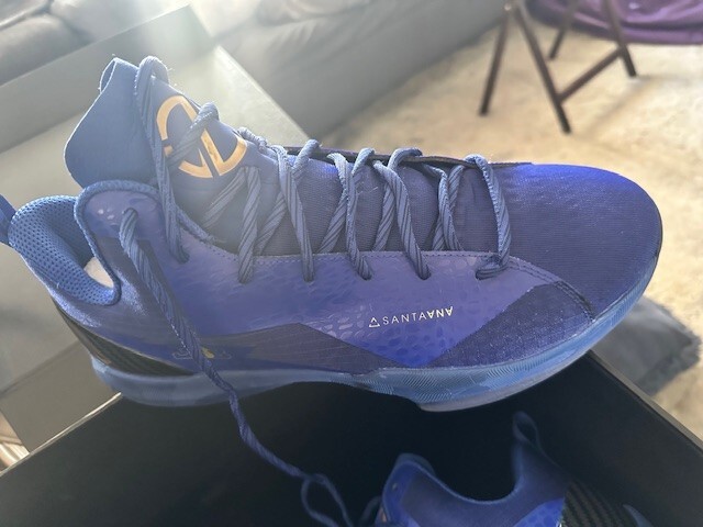 Big Baller Brand BBB Z02 Blue Autographed by LaVar Ball Basketball  shoes