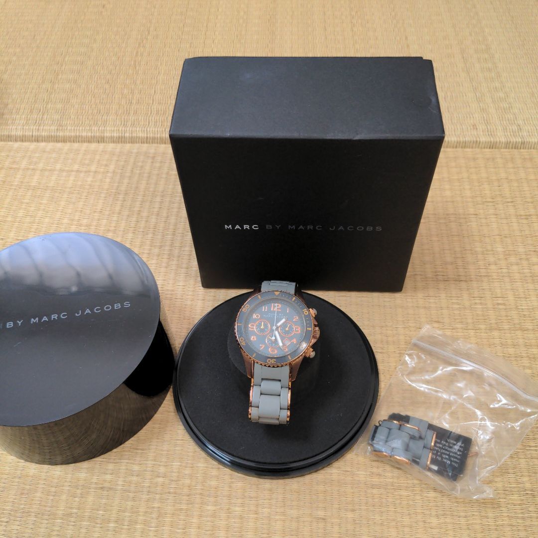 Marc by Marc Jacobs Watch Used Marc by Marc Jacobs Red Dial Rose Gold-tone Steel Ladies  main image 3