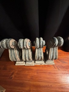 Light Hanging Decorative 2Pair Of 2 Colbers With 2” Openings Curtain Rod Holders