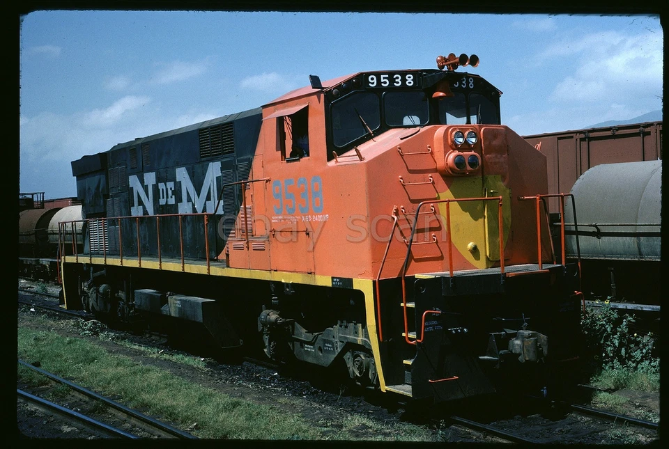 Original Slide - NdeM 9538 M420 Monterrey Mexico 5-28-89 - Image 1 of 1