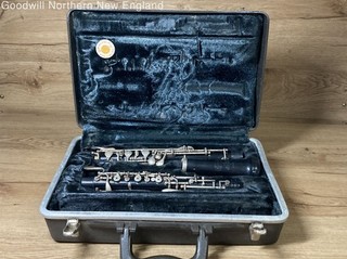 Selmer Bundy Oboe Woodwind Musical Instrument W/Hard Case