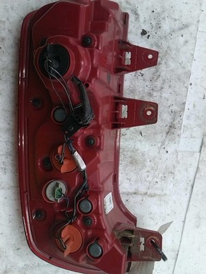 2020 Kia Telluride Left Tail Light Assembly Silver LED 674009 OEM Used