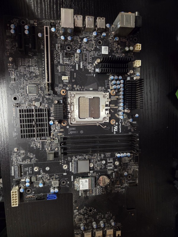 Dell Alienware Aurora R15 AMD AM5 B650 DDR5 Gaming Motherboard KDR38 AR0311 