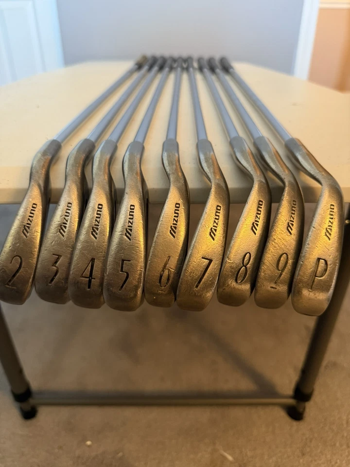 Mizuno Altron FWD irons 2 thru Pw golf clubs RH stiff steel shafts dynaflex 1100 - Image 3 of 4