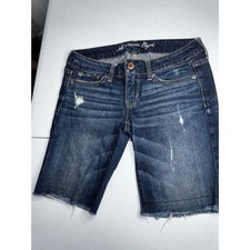 American Eagle Womens Dark Wash Distressed Bermuda Denim Shorts Raw Hem Size 4