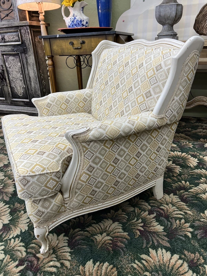 Vintage Bergere Chair - Image 4 of 4